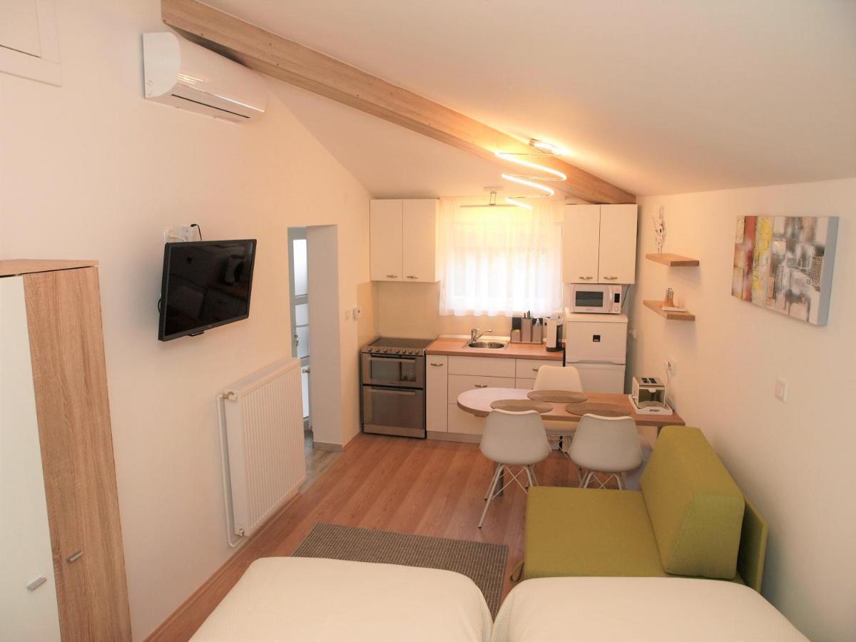 Cozy Studio Apartment Tian In Zagreb Exterior foto